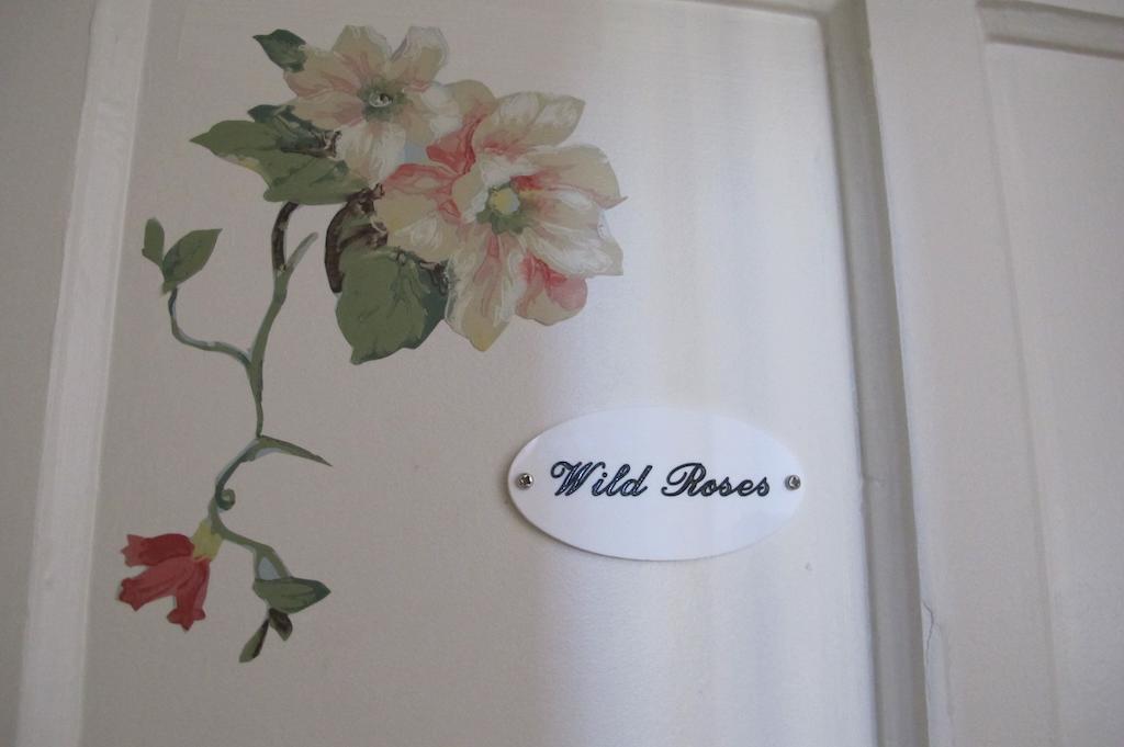 Wild Roses Bed & Breakfast Amsterdam Exterior foto